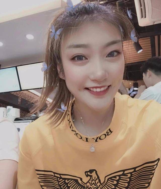 私人美女教练