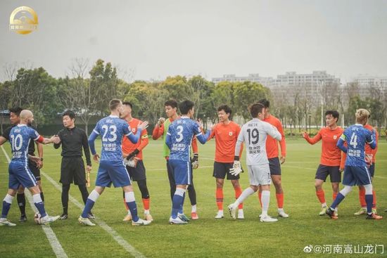 《淫交》在线播放